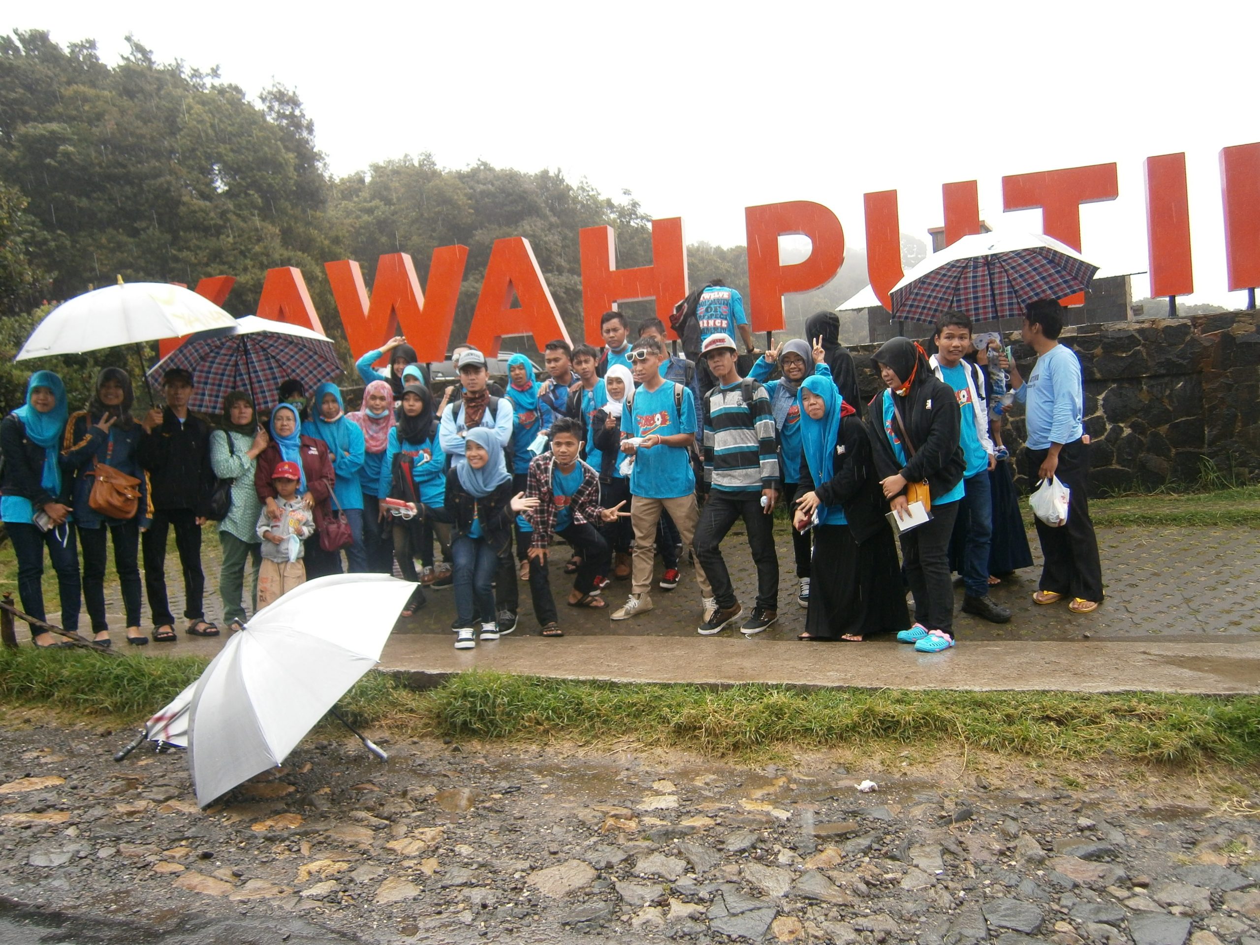 STUDY TOUR KAWAH PUTIH